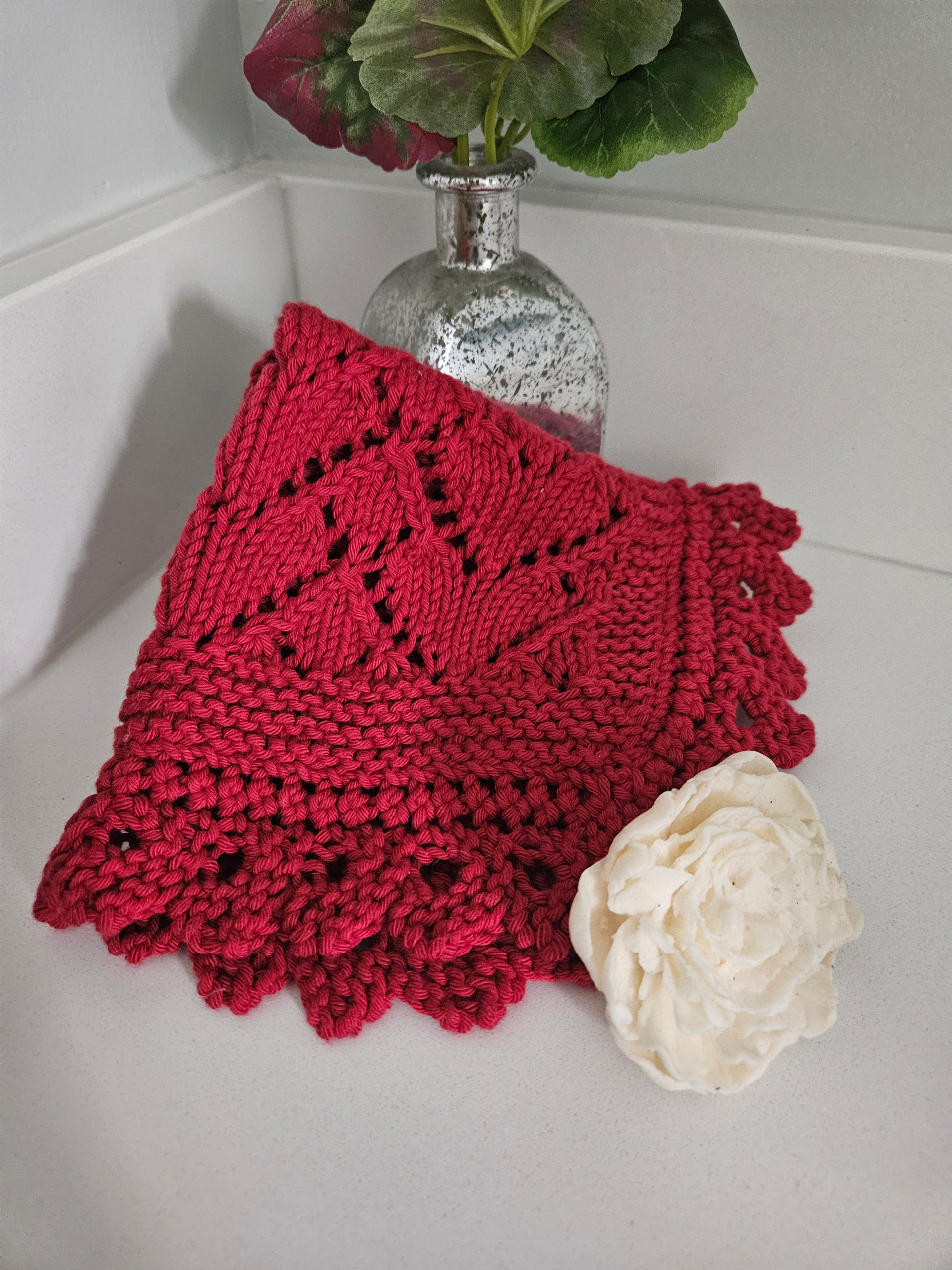 Face cloth knitting pattern. Lace Valentine's Day heart wash cloth knitting pattern. Organic cotton. Sustainable ecofriendly gift. Knitted gifts.